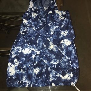 Blue tie-dye windbreaker